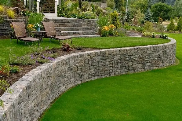 Retaining Walls a smart Investment for property